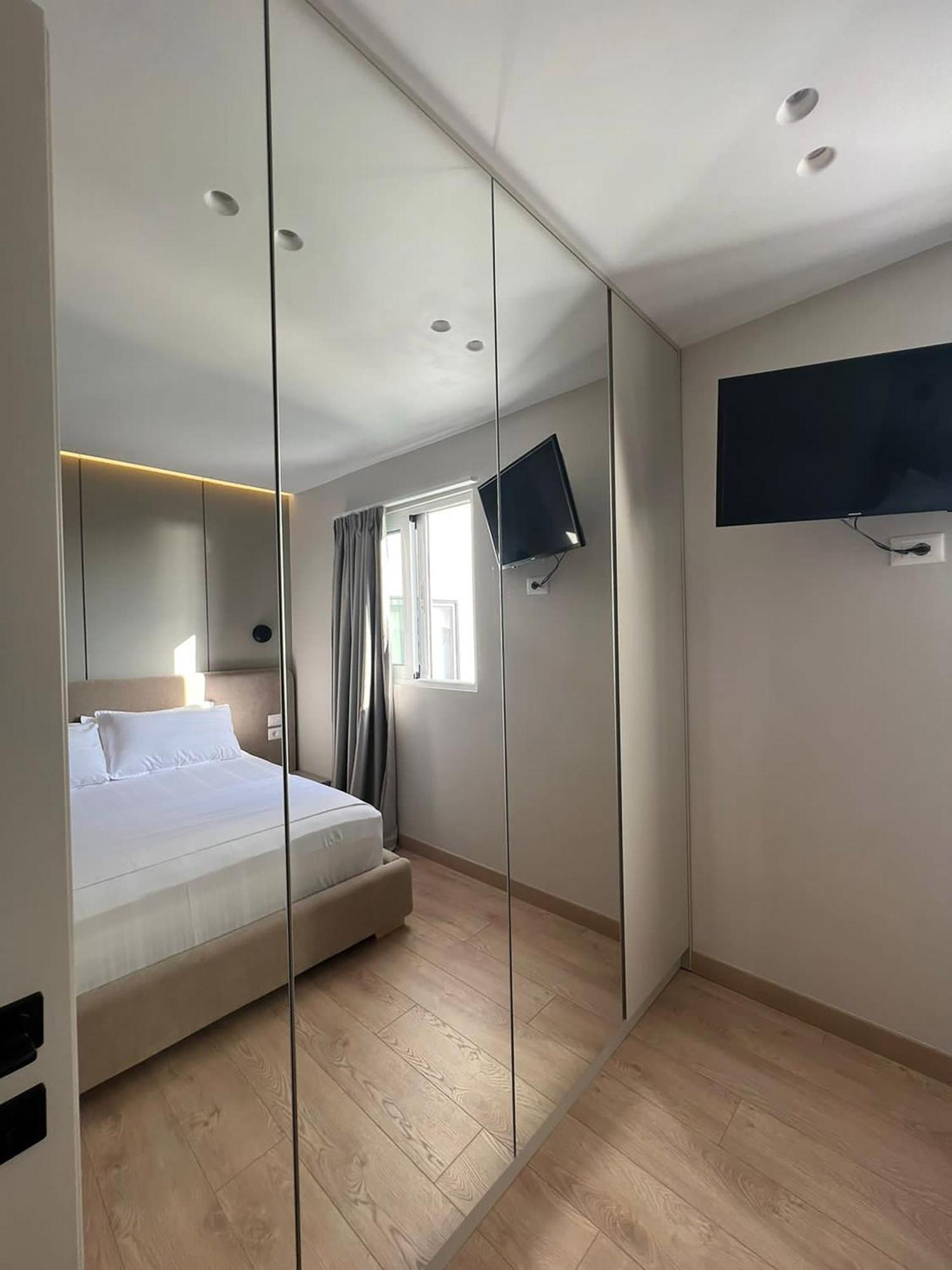 Ansel Home Sarande Exterior photo